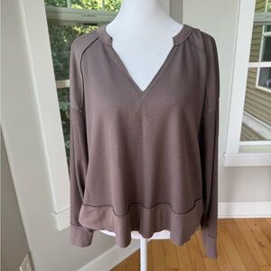 JoyLab Light Brown Taupe Thermal V Neck Long Sleeve Top Size Medium